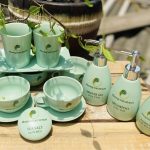set đồ dùng khách sạn nhà tắm in logo gốm sứ bát tràng linh miêu