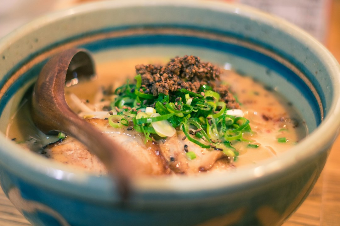 Bát sứ Bát Tràng Linh Miêu phong cách Nhật dùng cho ramen và đồ ăn Á Đông